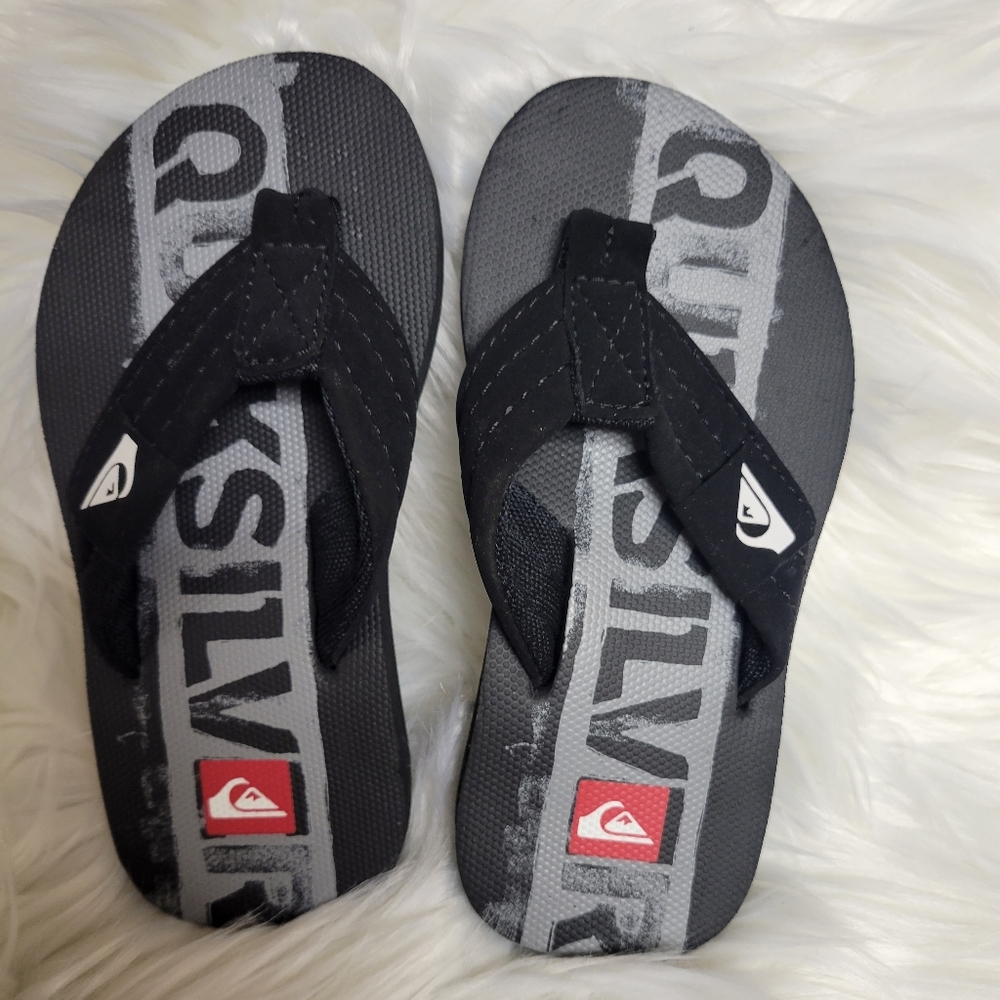 Quick silver black flip flops